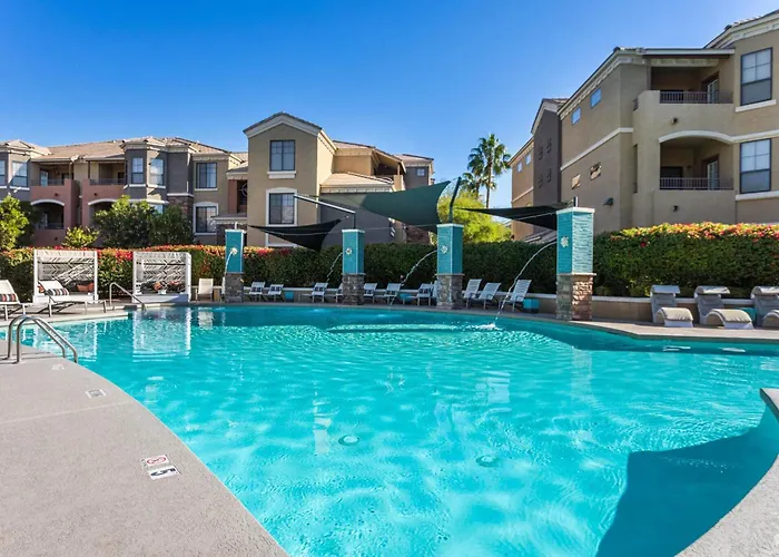 Apartment Boulevard 2br By Stadium Pool Parking Gym 06