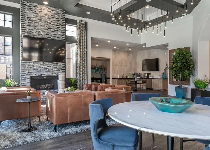 Apartment Boulevard 2br By Stadium Pool Parking Gym 06